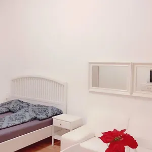 Premier Studio 2p Lg Apartment Wien
